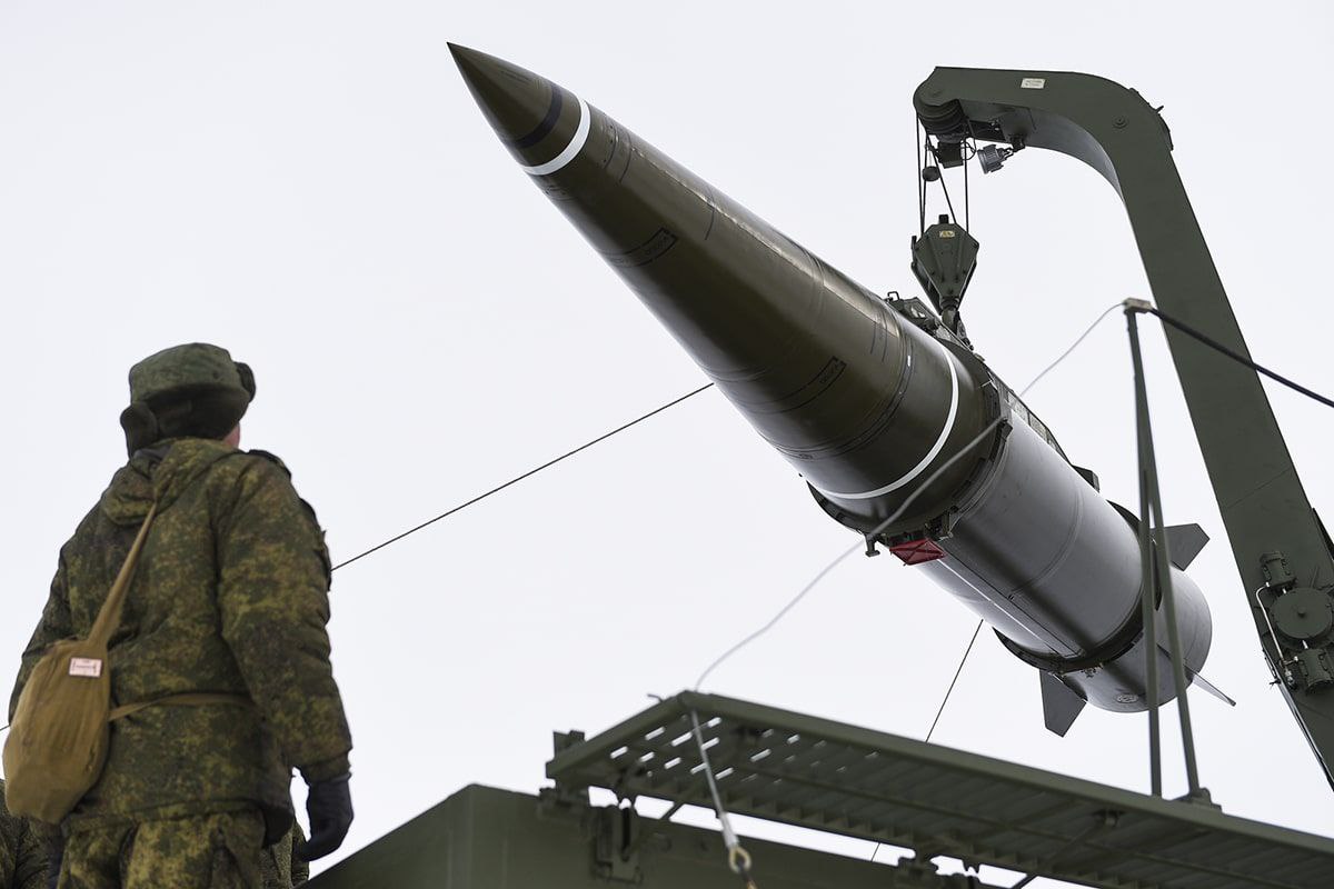 Ukrainian Media Report a Massive Missile Attack