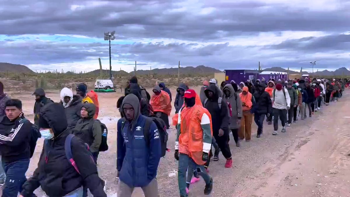 Streams of Illegal Migrants Continue to Cross freely Non-stop Over Americas Southern Border